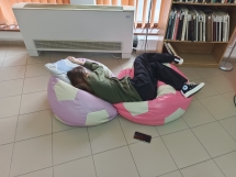 06